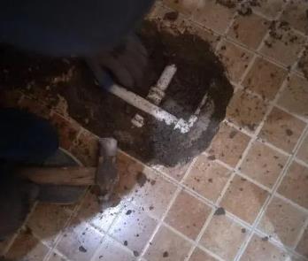 天心卫生间漏水维修公司为您分享下卫生间渗水如何处理及注意事项